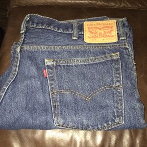 Blue 517 boot cut Levi’s